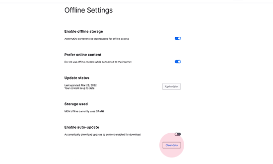 Screenshot showing MDN Offline page with the clear data button highlighted.